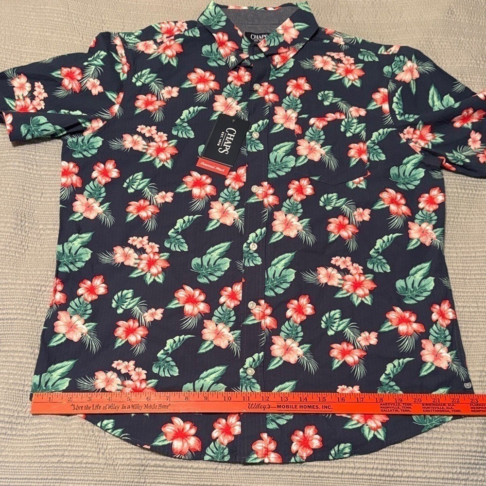 NWT Chaps Men's Navy and Red Floral Shirt - Picture 9 of 12